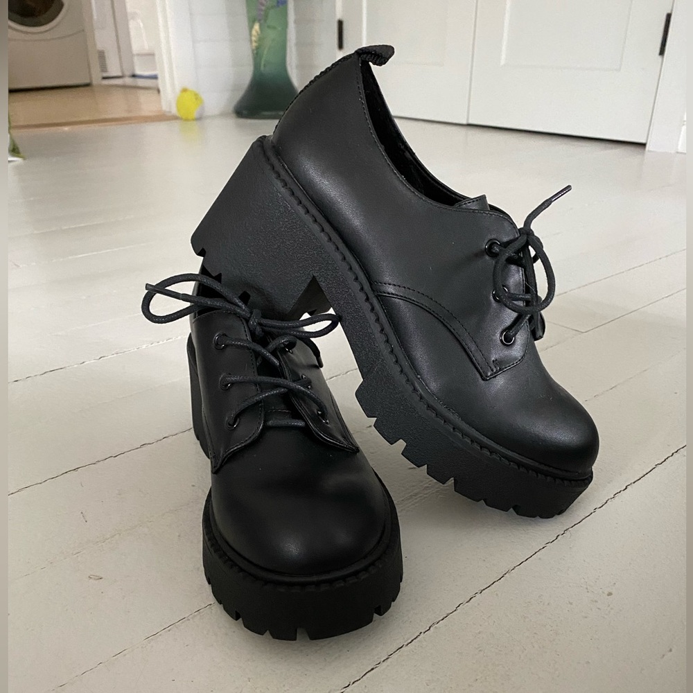Madden Girl, platform shoes. Black leather- never worn! Size 9 womens